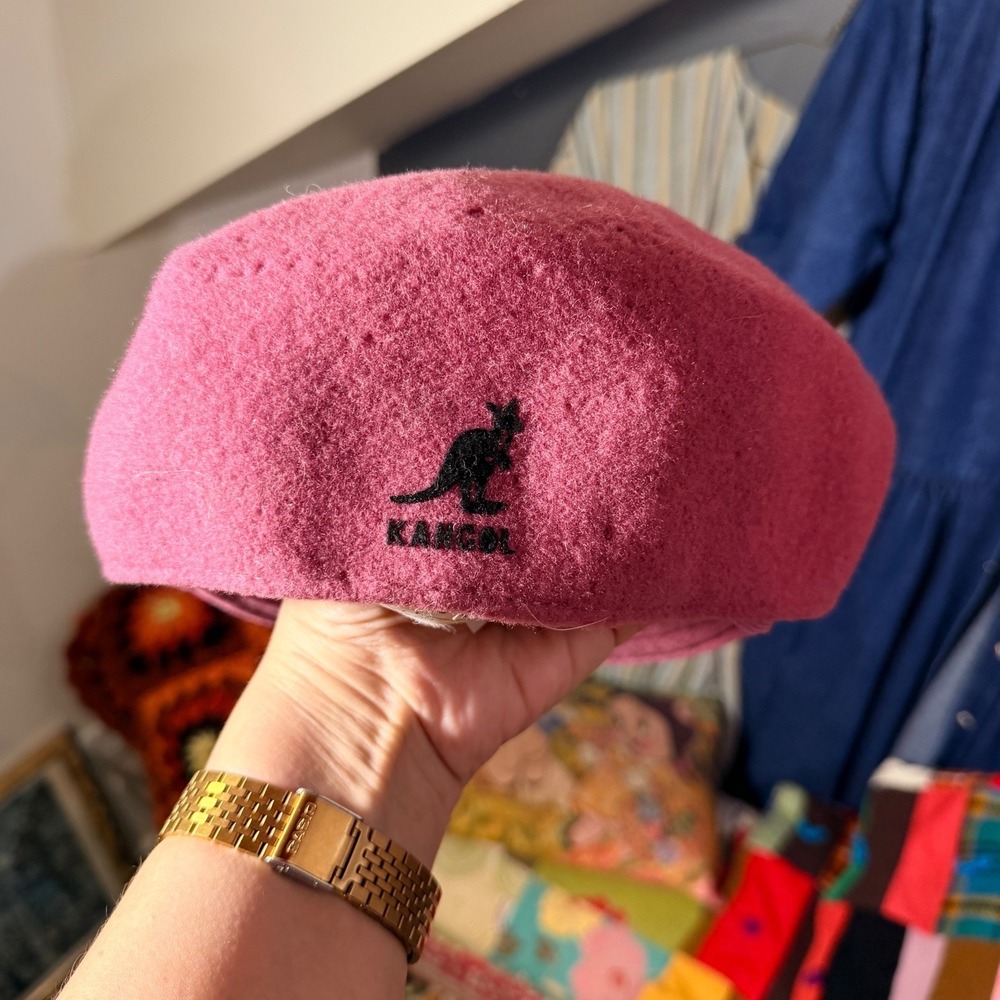 Kangol Vintage 90s Country Club Pink Wool Flat Cap Made in England Size S Hat